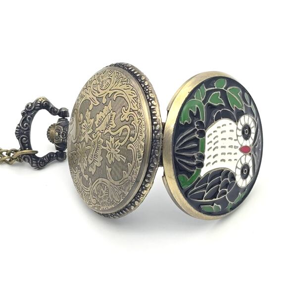 Enamel Owl Pocket Watch – Unique Wildlife Accessory, Personalizable Vintage Look - Picture 4 of 12